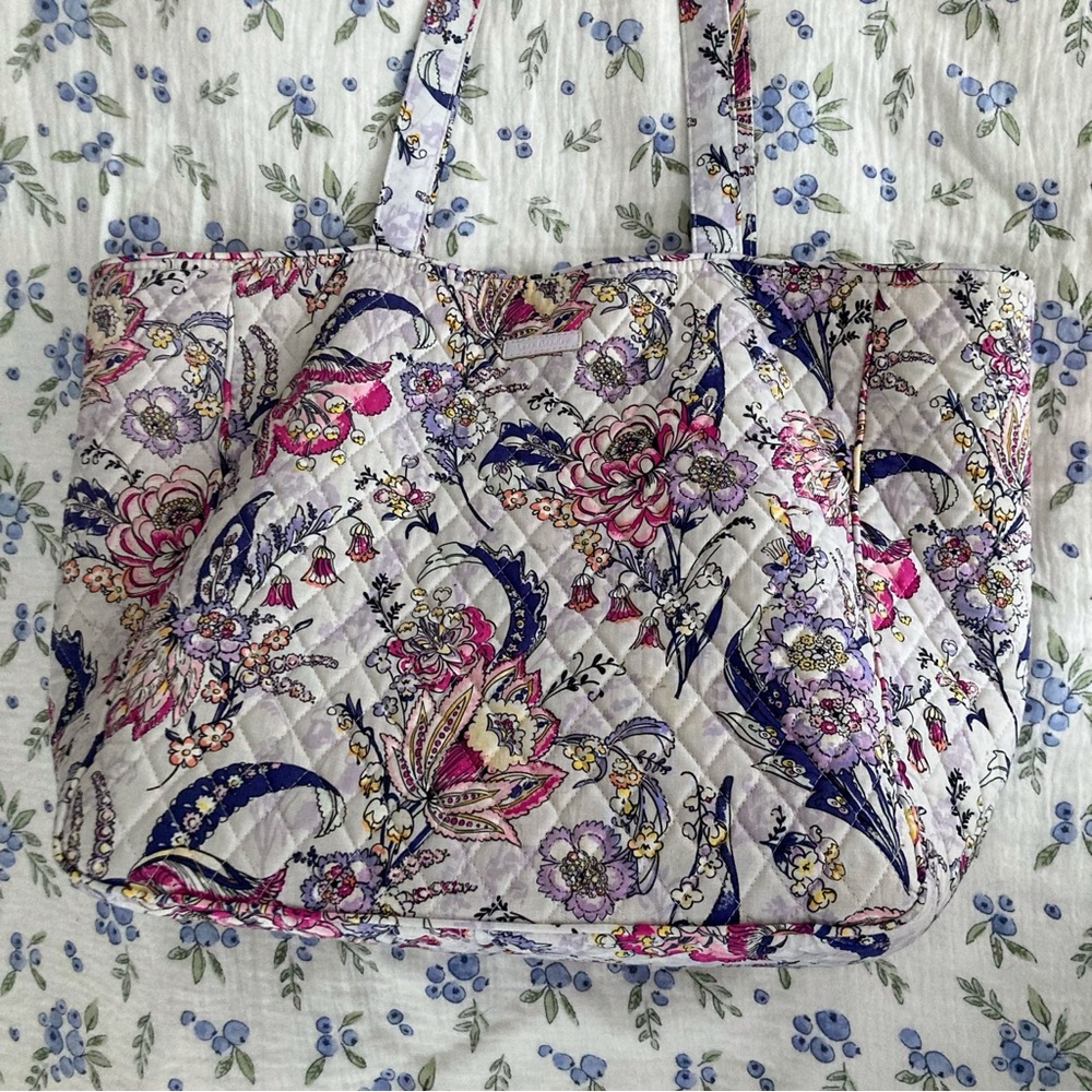 Vera Bradley Pastel Floral Tote - Picture 6 of 8
